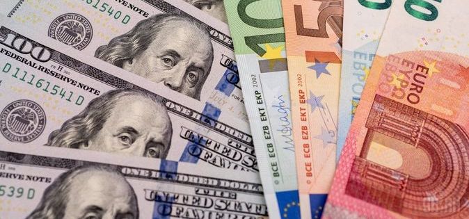Нацбанк підвищив офіційний курс долара