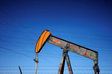 Нефть дорожает в ожидании сокращения добычи ОПЕК+