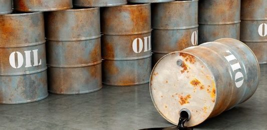 Ціна російської нафти впала до рівня 2002 року: за барель дають менше $19