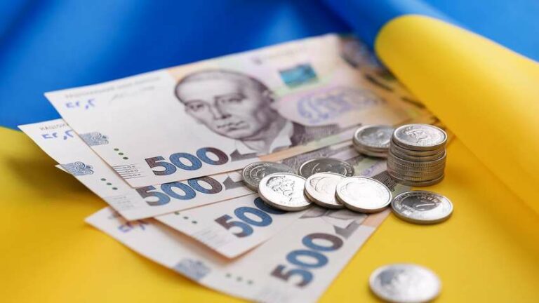 COVID-19 атакує економіку: в Capital Times показали 3 сценарії для України