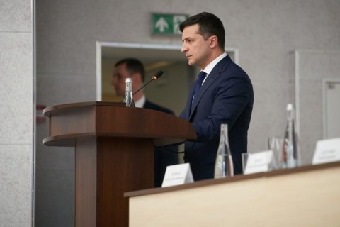 Бізнес отримає кредитні канікули, а пенсіонери – по 1000 гривень: Зеленський зробив заяву