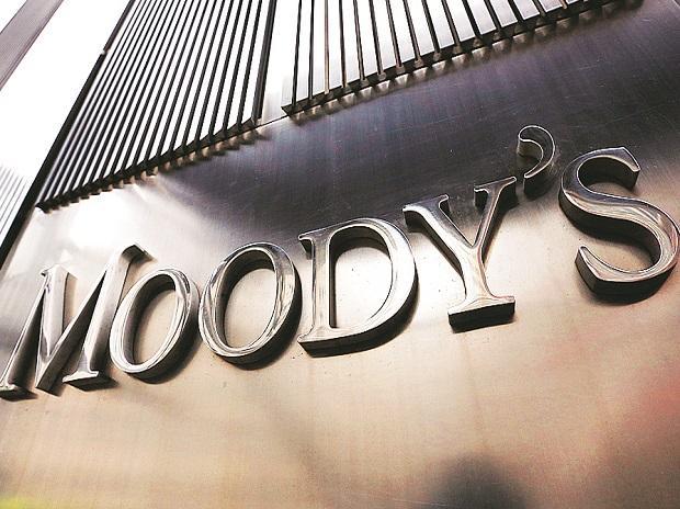 Експерт Moody’s: Відновлення економіки виглядатиме не як V, а як логотип Nike