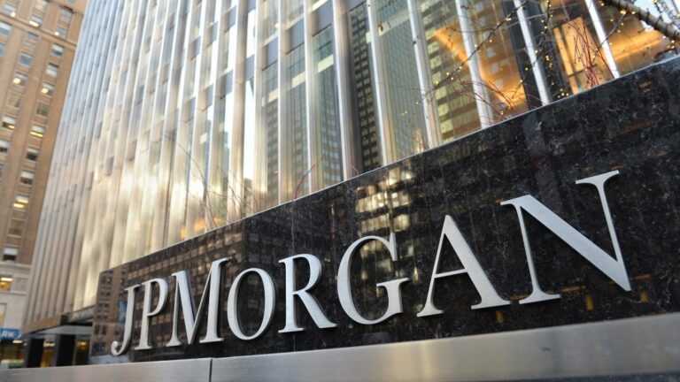 Падіння ВВП України: J.P. Morgan оприлюднив цікавий прогноз