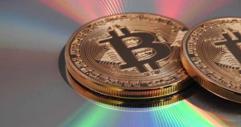 Трейдери підвищують ставки: скільки коштуватиме Bitcoin в найближчі тижні