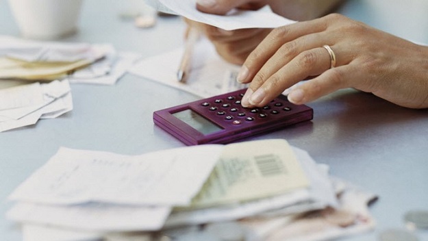 Кабмін відчинив ломбарди і розв’язав руки продавцям автозапчастин