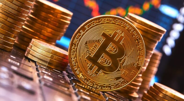 Падіння цієї валюти може «підняти» Bitcoin – точка зору