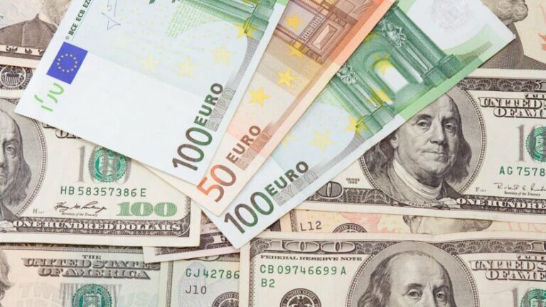 Долар вирішив «пограти м’язами» на міжбанку: свіжий курс