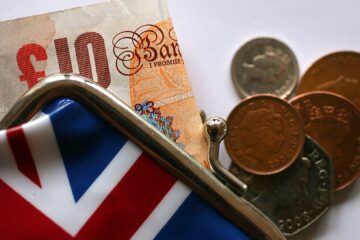 Мінус 20,4% ВВП у квітні: Британії загрожує рецесія, якої не було 300 років