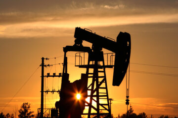 Ринок нафти залихоманило перед зустріччю ОПЕК+: що з цінами