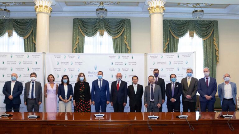 Глава НБУ зустрівся з представниками G7, Світового Банку та ЄБРР: що обговорювали