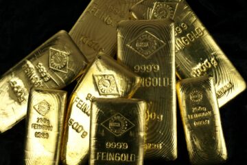 Золото на межі: ціна металу наближається до $1800