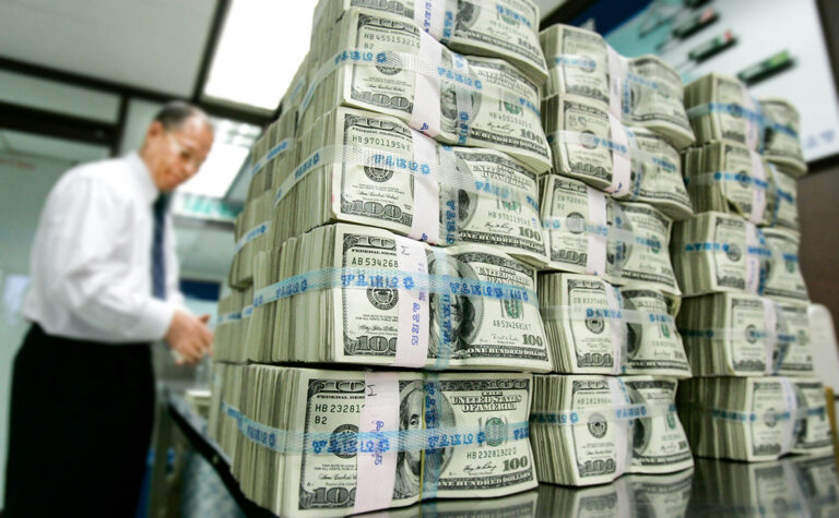 Активы долларовых миллионеров выросли до $74 трлн – World Wealth Report