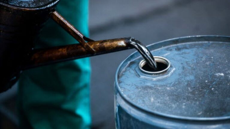 Звіт МЕА все ж обвалив ринок нафти: вартість Brent впала нижче $45
