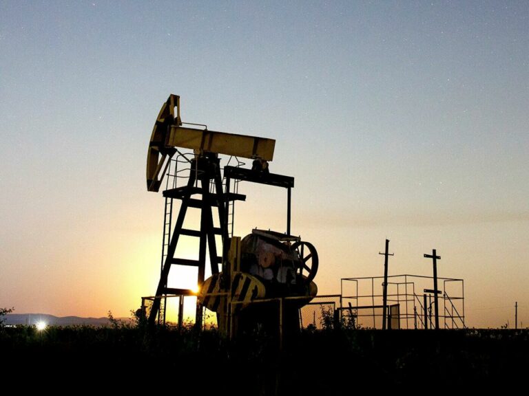 Новий ураган «розбудив» ринок нафти: що з цінами