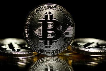 Bitcoin устремился вниз: «главный противник» криптовалюты рассказал, к чему готовиться