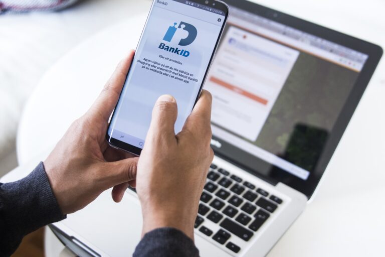Украинские банки заработали на BankID 2 млн гривен
