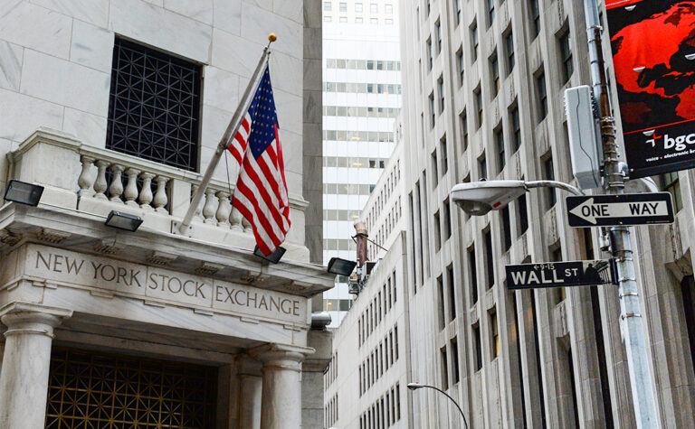Биржи США на подъеме: S&P 500 и Nasdaq выросли до новых максимумов