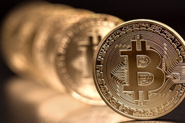 Впервые в истории: Bitcoin рванул за отметку $23 000