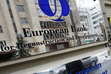 Плюс €450 млн: Украина подписала новое кредитное соглашение с ЕБРР