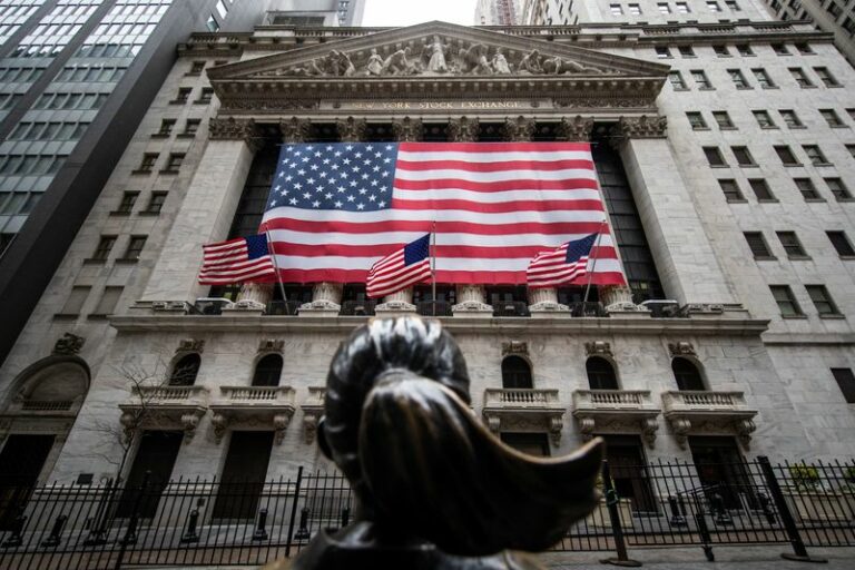 Американский рынок штормит: Nasdaq рухнул на 2,5%