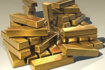 Золото дешевеет: стоимость металла может упасть до $1500 за унцию