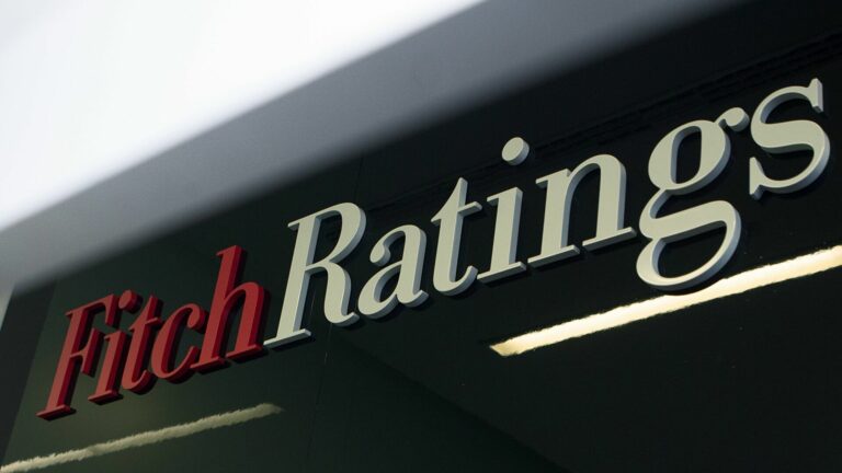Агентство Fitch улучшило прогнозы рейтингов пяти украинских банков до «позитивного»