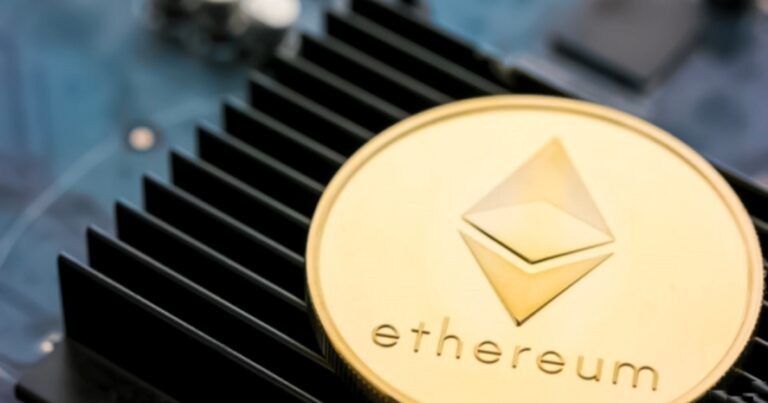 Новый рекорд: курс Ether обновил максимум, взлетев выше $4400