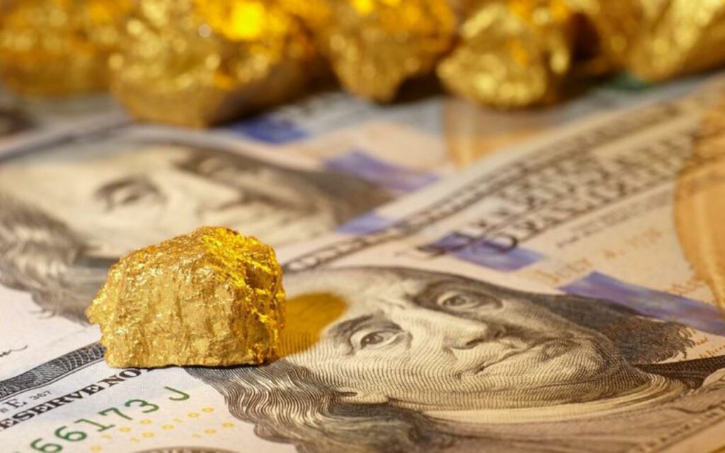 золото и валюта США