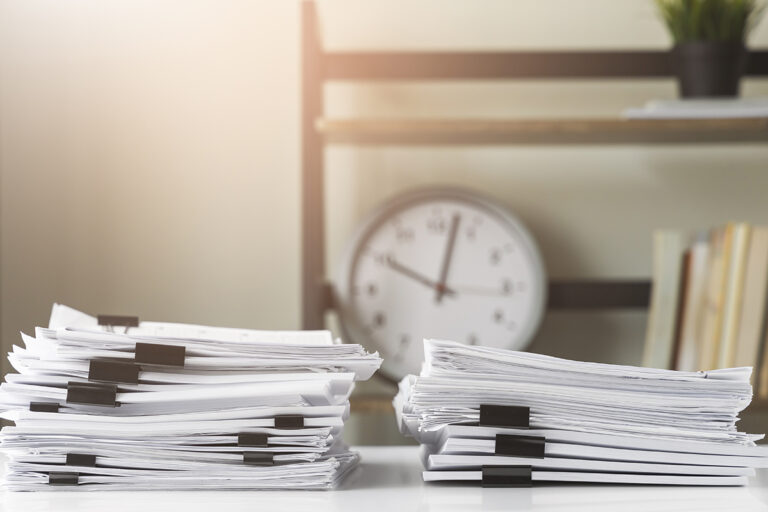 «Чистка» реестров продолжается: небанковский рынок покинули еще 10 игроков