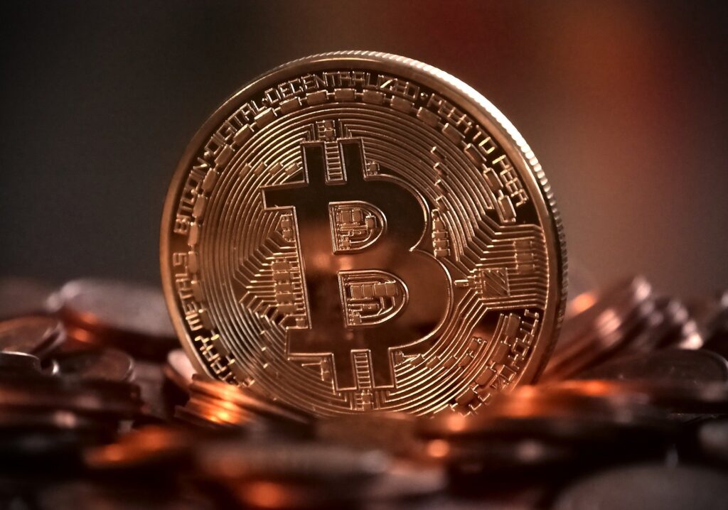 монета Bitcoin