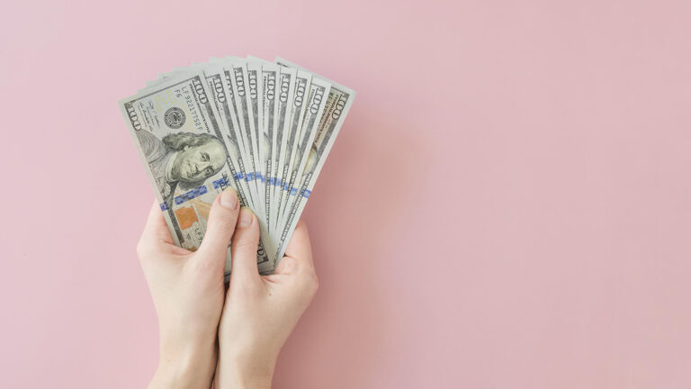Эксперт: В ближайшие дни курс гривны может вернуться к отметке 29 грн/$