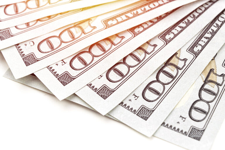 К какому курсу готовиться до конца февраля: в ICU озвучили прогноз