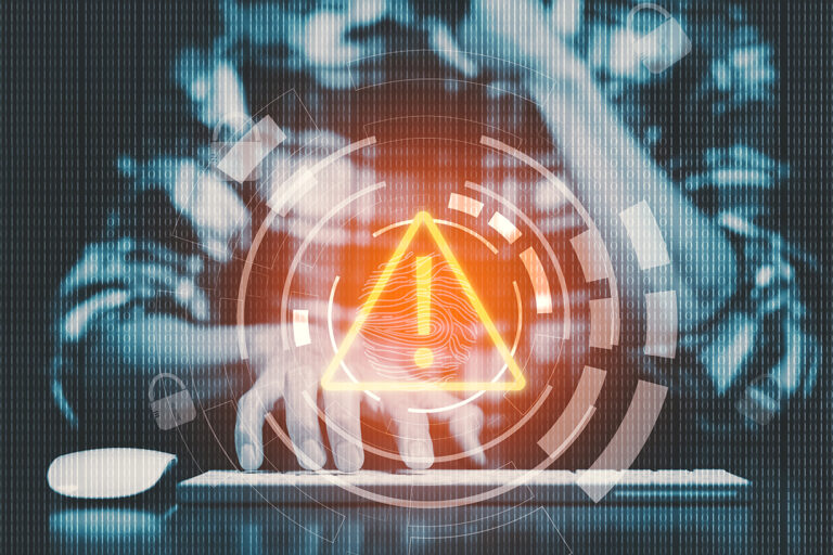 Приват и Ощад подверглись массированной DDoS-атаке: банкиры обратились к клиентам