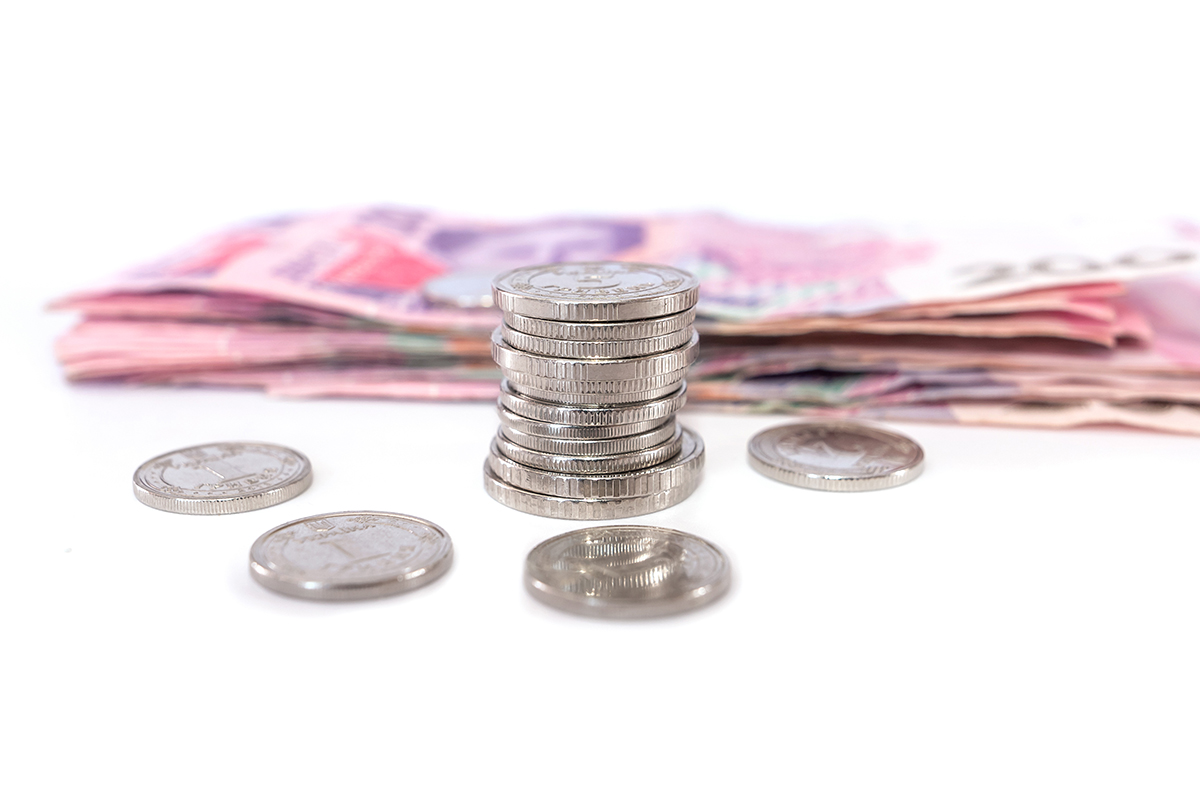 200 гривен купюра. Курс евро на черном рынке. 6000 гривен. 6000 гривен. 6000 гривен в рублях.