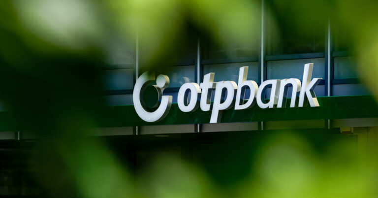 Угорська OTP Group задумалася про вихід з російського ринку