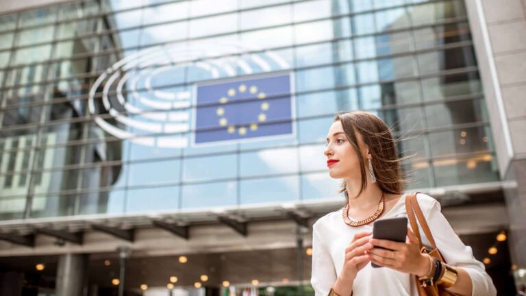 Военная агрессия РФ в Украине ослабит рост экономики еврозоны и взвинтит инфляцию – ЕЦБ