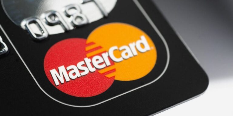 Mastercard отрезала несколько банков РФ от своей платежной сети