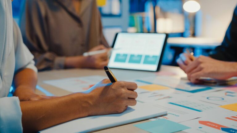 Германия запускает программу обмена наличной гривны на евро: когда стартует