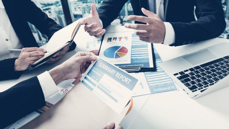 У НБУ розповіли, скільки отримали українці від погашення першого випуску військових ОВДП