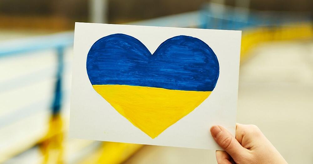 цвета флага Украины, сердце