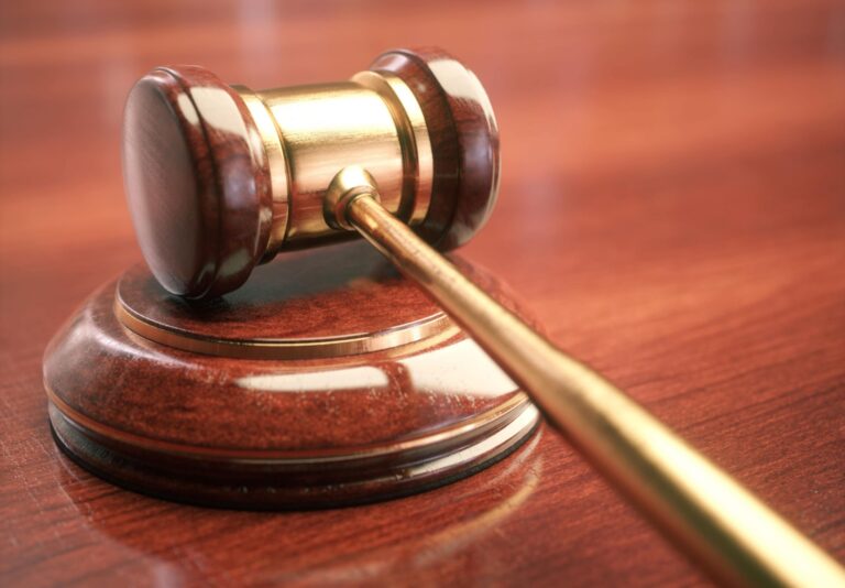 Суд підтвердив штраф Ощаду за монополію