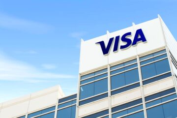 Visa відкриває технологічний хаб у Польщі та готова наймати українців