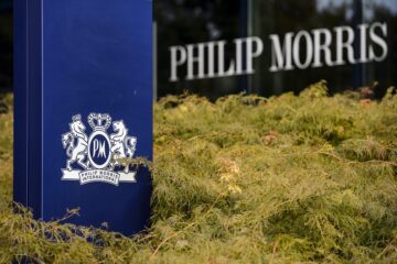 Philip Morris и JTI внесли в перечень международных спонсоров войны