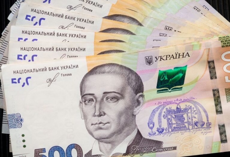 Кабмин поддержал увеличение государственных расходов на 317 миллиардов гривен