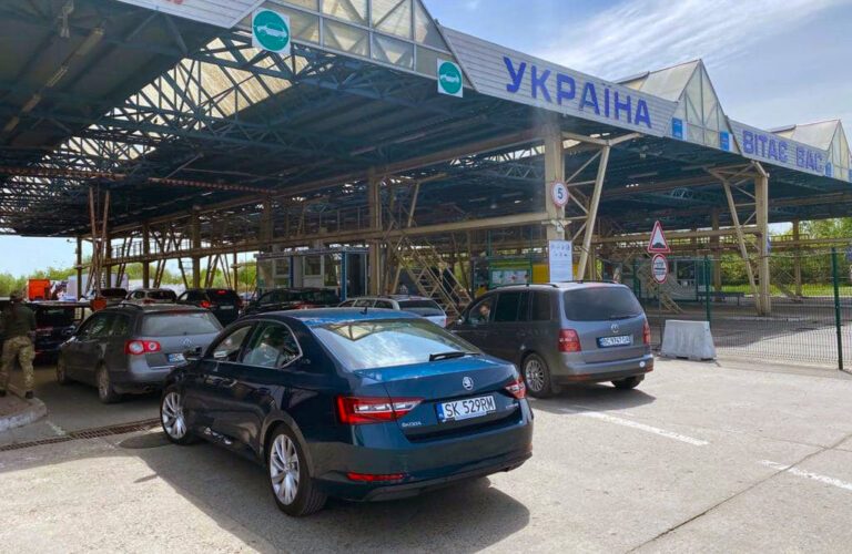 Скасовують пільги: електрокари подорожчають у 2026 році