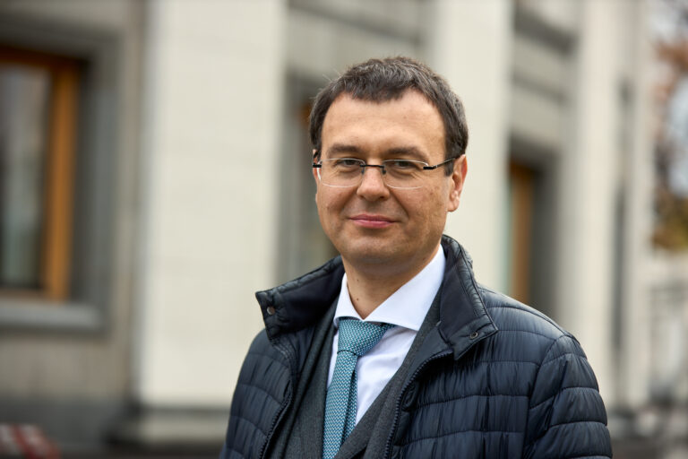 Комитет Гетманцева одобрил 50% налог для банков в 2026 году вопреки позиции НБУ