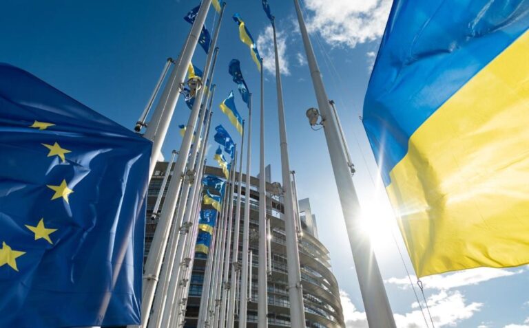 Евросоюз утвердил долгосрочную блокировку активов РФ