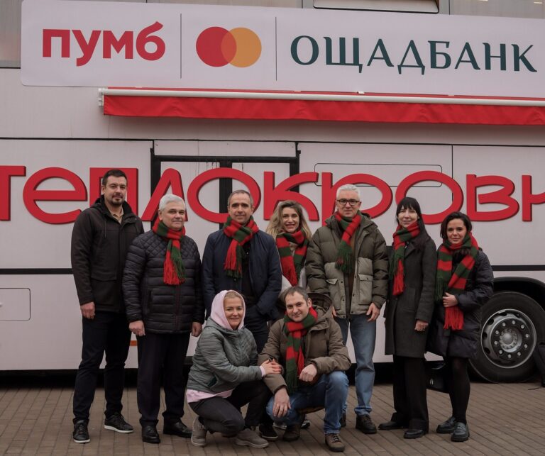 ПУМБ та Ощадбанк об’єднались заради порятунку життів українців