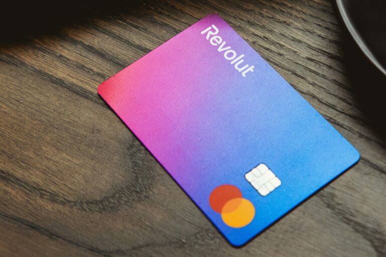 Закриття рахунків Revolut для українців: позиція Нацбанку