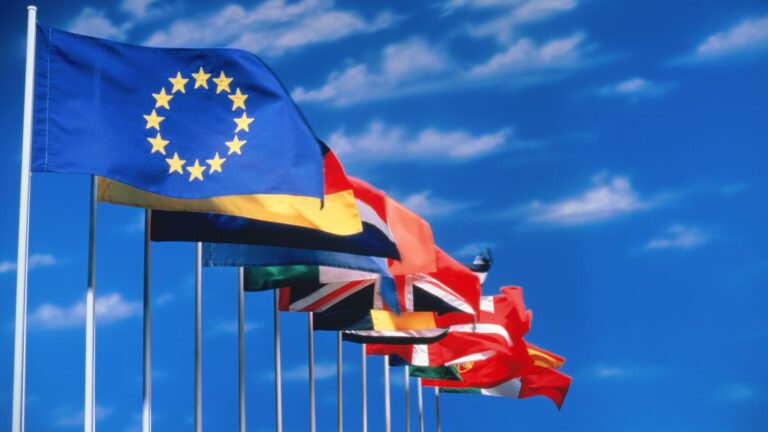 Франція закликає ЄС посилити правила для стейблкоїнів, що не підкріплені євро